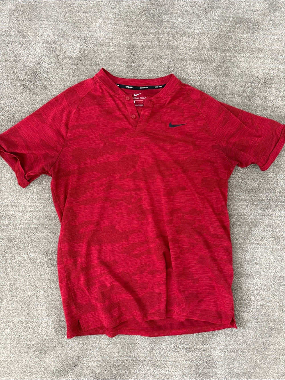 Nike Men’s Tiger Woods Short-Sleeve Henley Polo